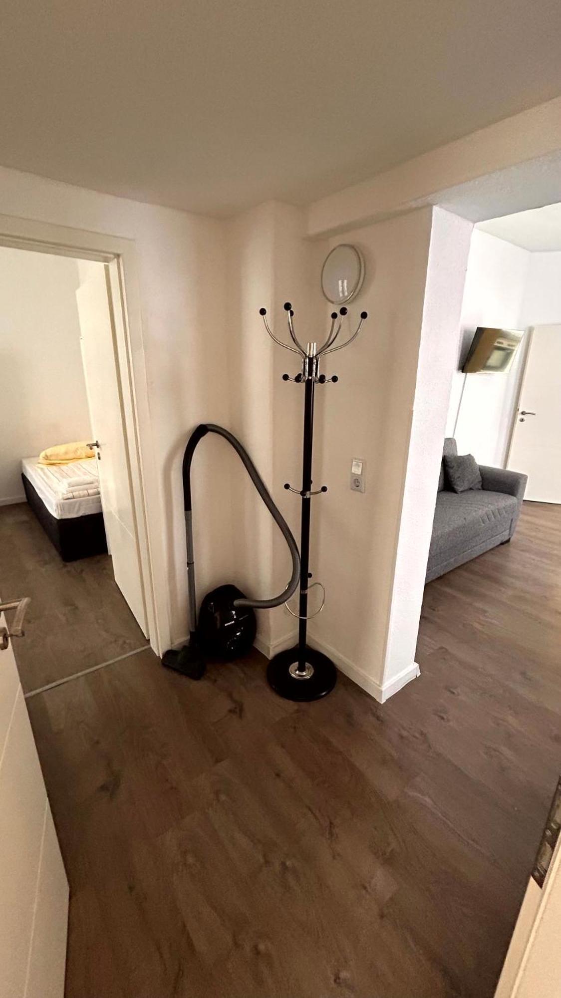 Modernes Apartment Mit 2 Schlafzimmern Und Privatparkplatz Nahe Innenstadt Neumünster Exterior foto